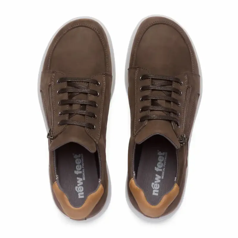 Men´s shoe with lace and zip